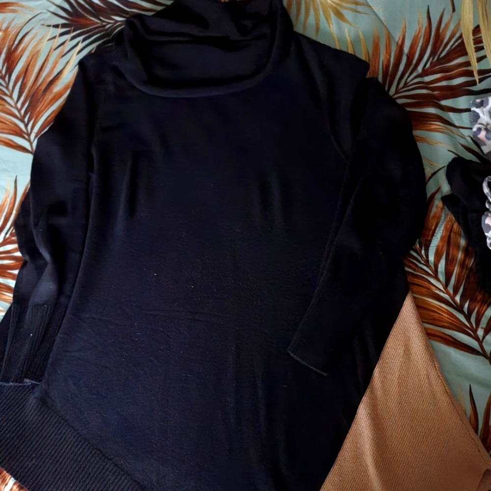 Women's asymmetrical sweater